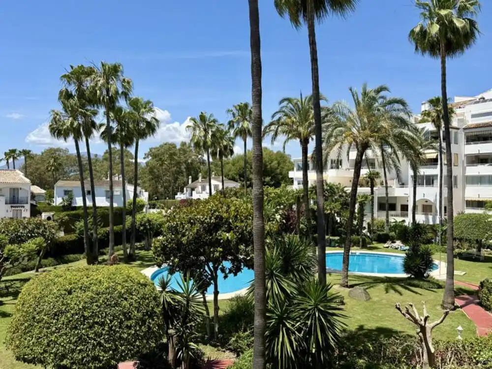 Garden of Apartments for sale in Estepona  with Air Conditioner, Terrace and Swimming Pool