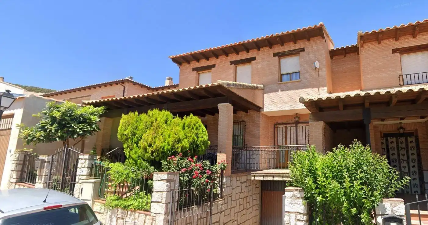 Chalet con jardín en venta en Los Yébenes, imagen 2