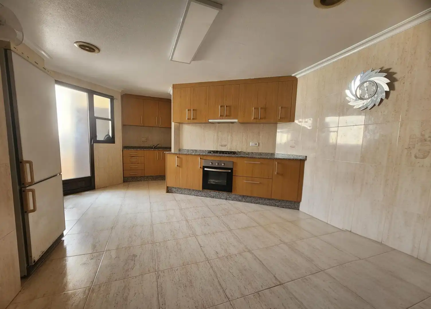 Kitchen of Flat for sale in Crevillent  with Balcony