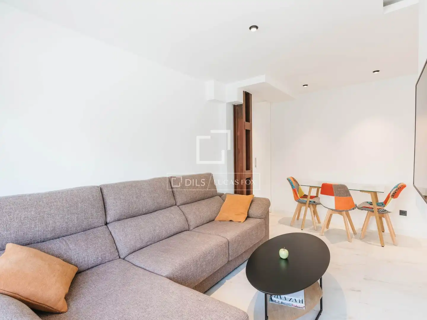 Living room of Flat for rent in Madrid  with Heating and Furnished