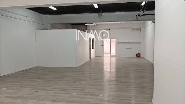 Local comercial en Alquiler en Topazi en Can Fatjó - Sant Jordi Park - Plana del Castell