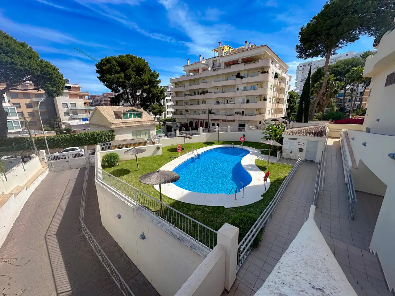 Apartament amb piscina en venda a Puerto Marina, imagen 22