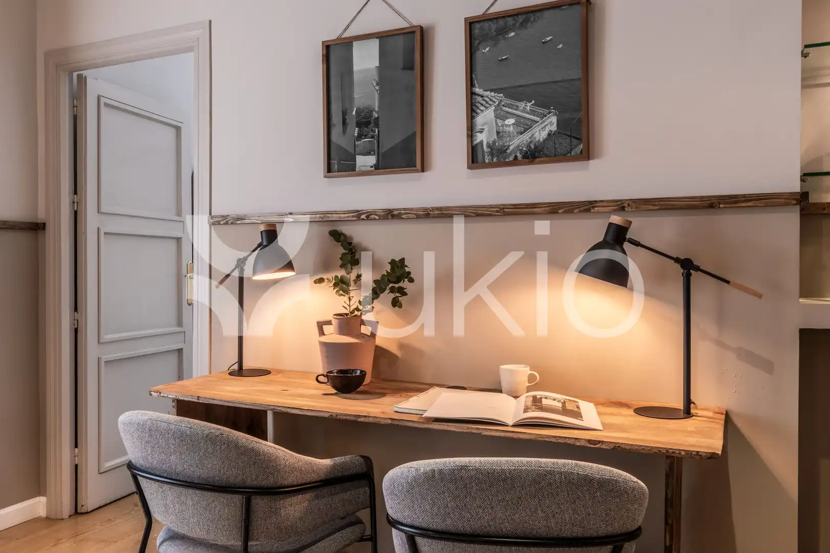 Dormitori de Apartament de lloguer en Madrid amb Aire condicionat, Calefacció i Moblat
