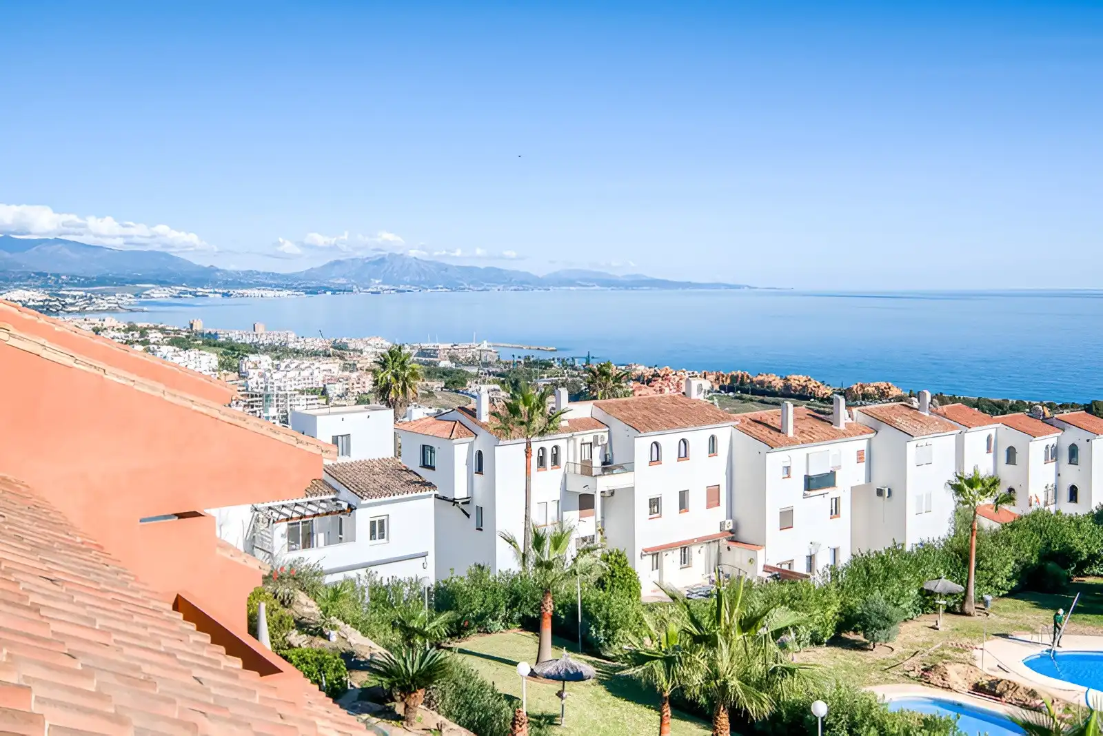 Exterior view of Attic for sale in Manilva  with Air Conditioner, Terrace and Swimming Pool