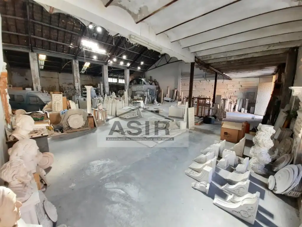 Nave industrial in vendita a Casc Urbà, imagen 2