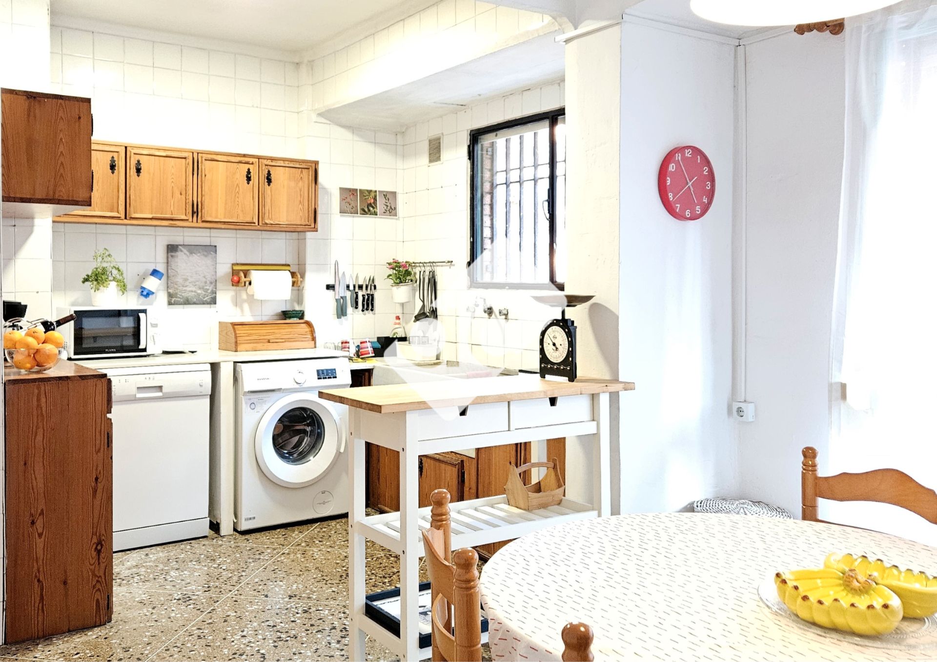 Kitchen of Flat for rent in  Valencia Capital  with Air Conditioner, Heating and Furnished
