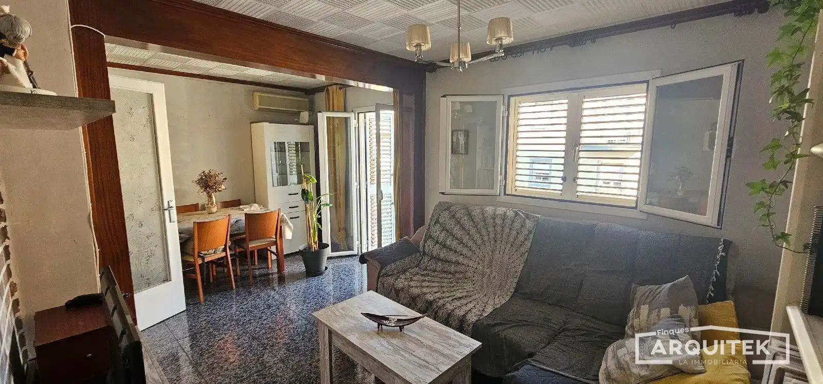 Sala d'estar de Casa o xalet en venda en Lleida amb Aire condicionat, Calefacció i Terrassa