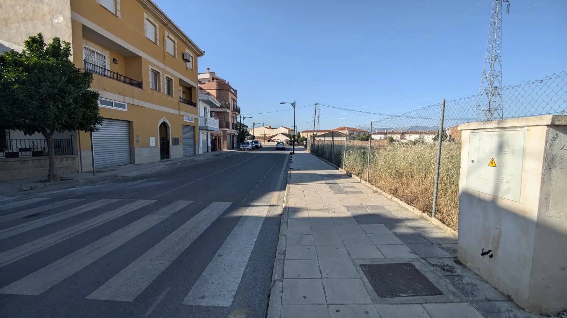 Vista exterior de Casa adosada en venta en Las Gabias con Calefacción y Terraza