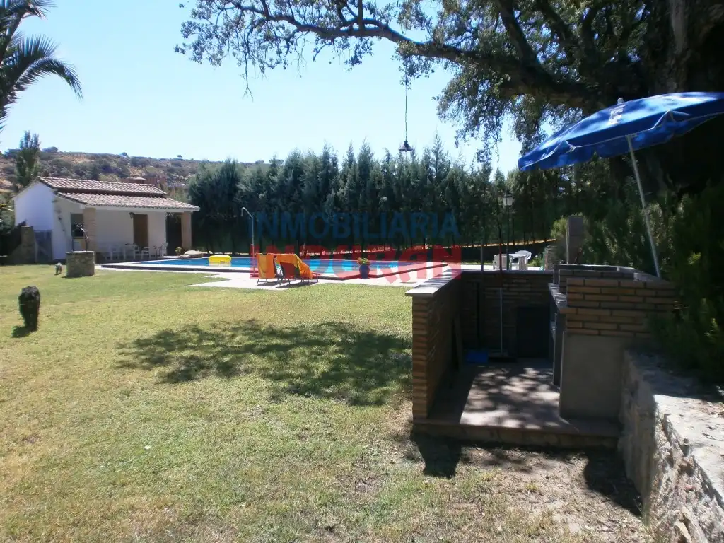 Casa rústica en venda a Navalmoral de la Mata, imagen 5