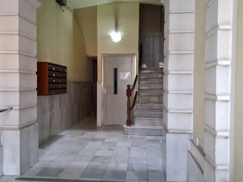 Wohnung zum Verkauf in  Barcelona Capital mit Klimaanlage und Balkon