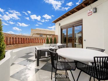 Penthouse mit Aufzug zum Verkauf in C. de Jovellanos