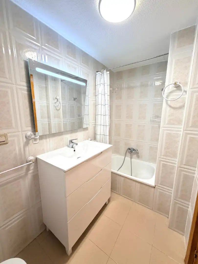 Flat for rent in Granada, Granada
