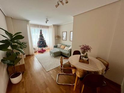 Living room of Flat for sale in A Coruña Capital   with Heating, Parquet flooring and Storage room