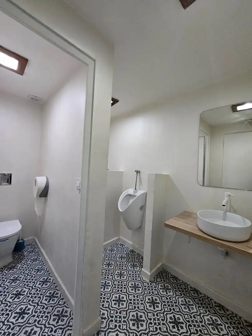 Local comercial en venta en L'Eixample, imagen 12