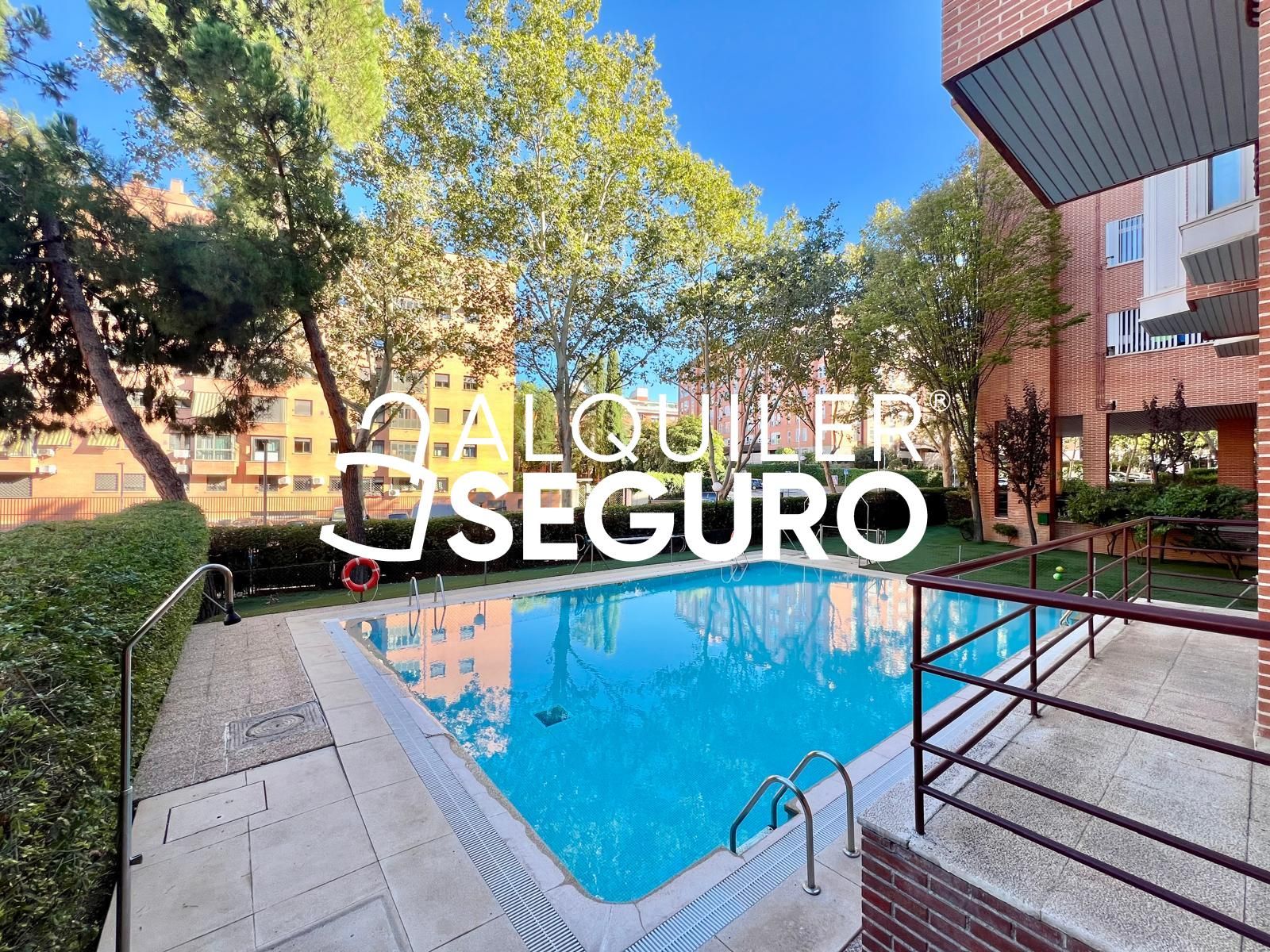 Piscina de Pis de lloguer en  Madrid Capital amb Aire condicionat, Calefacció i Piscina