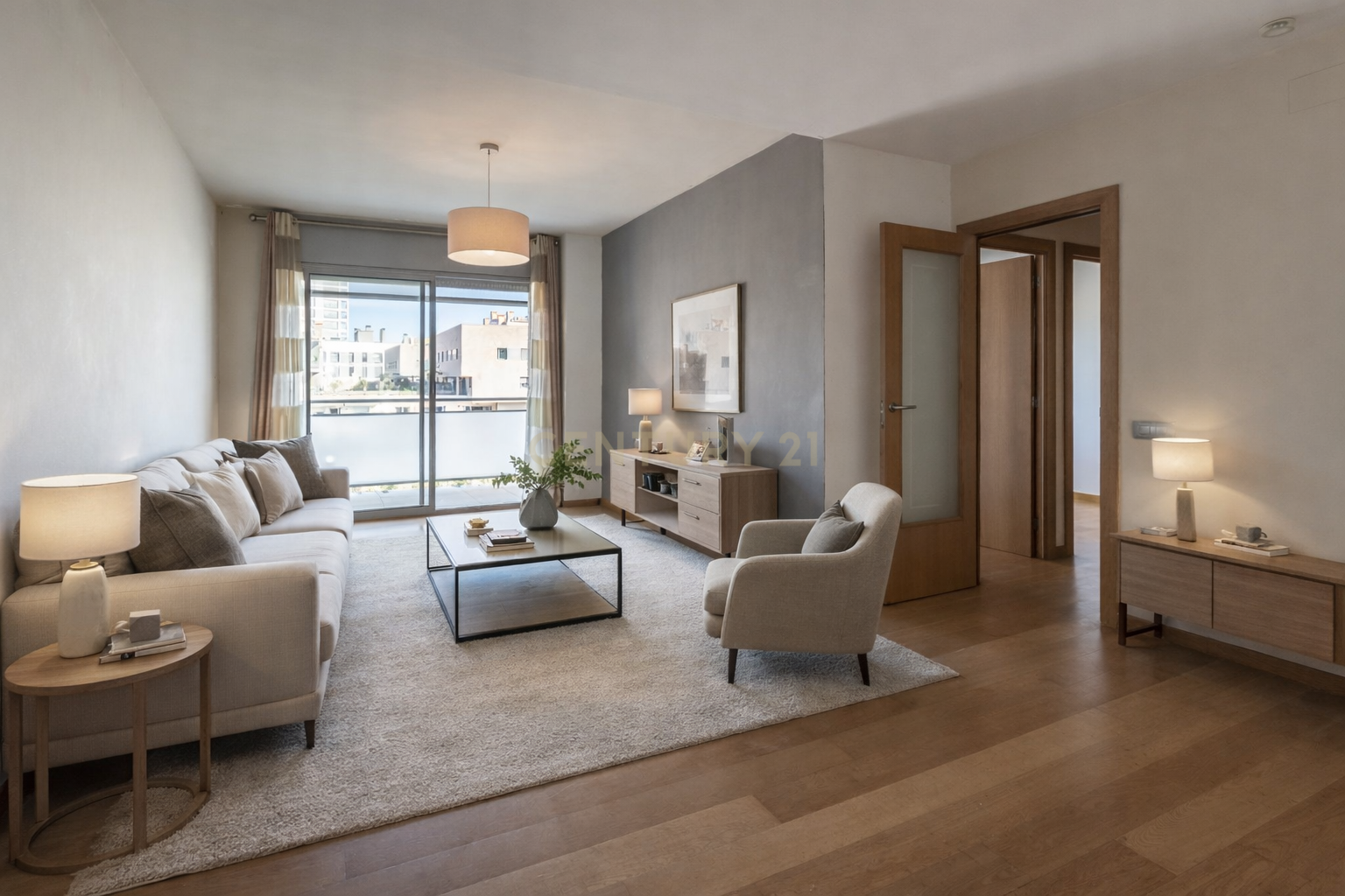 Sala d'estar de Apartament en venda en Badalona amb Jardí privat, Piscina i Balcó