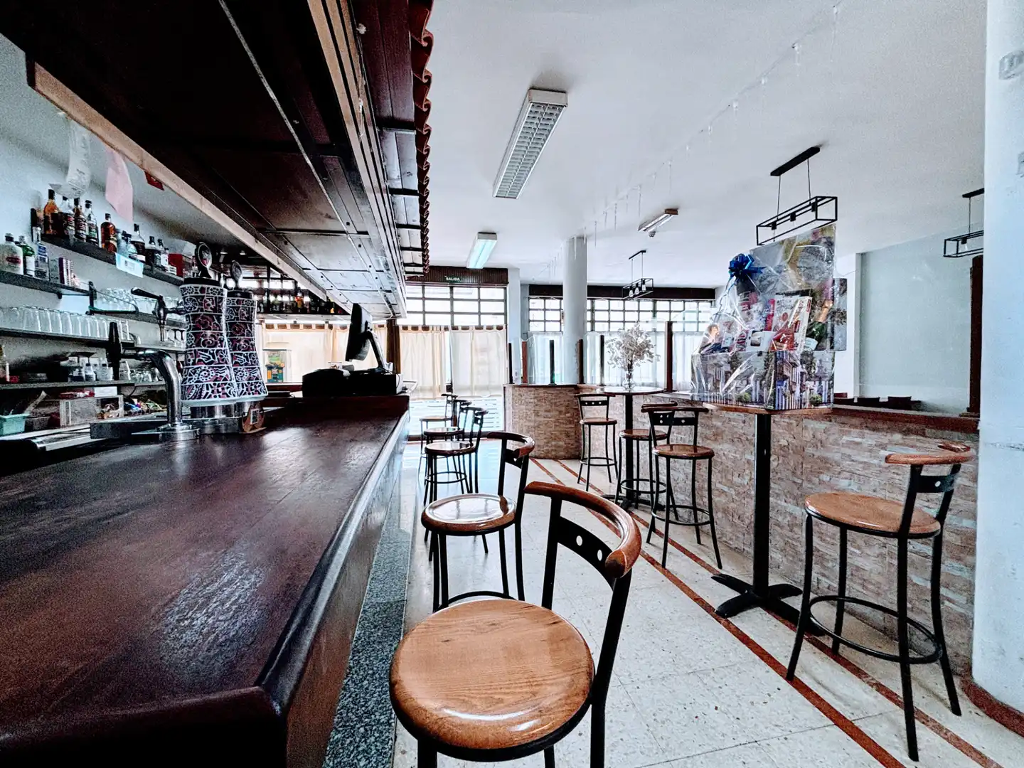 Commercial properties for sale in Teror  with Air Conditioner, Heating and Furnished