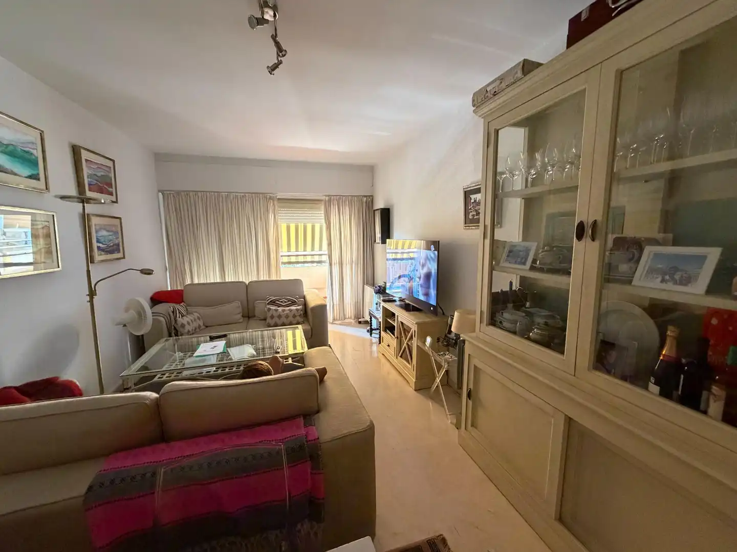 Living room of Flat for rent in Sevilla  with Air Conditioner and Terrace