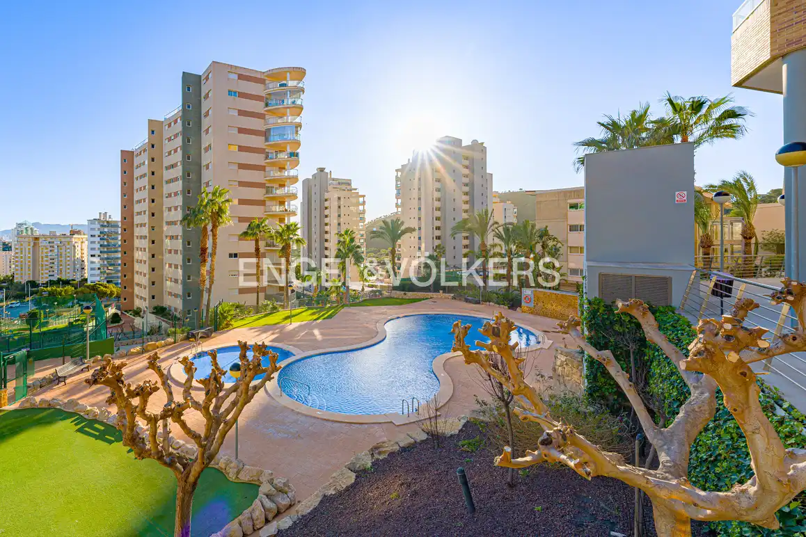 Piscina de Apartamento de alquiler en Villajoyosa / La Vila Joiosa con Aire acondicionado, Terraza y Trastero