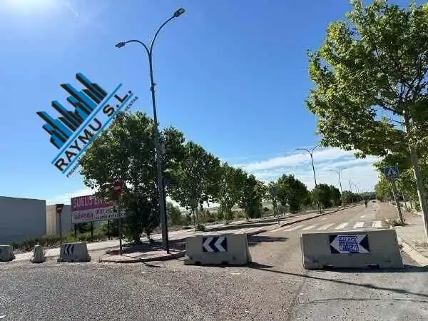 Exterior view of Residential for sale in Las Castañeras - Bulevar