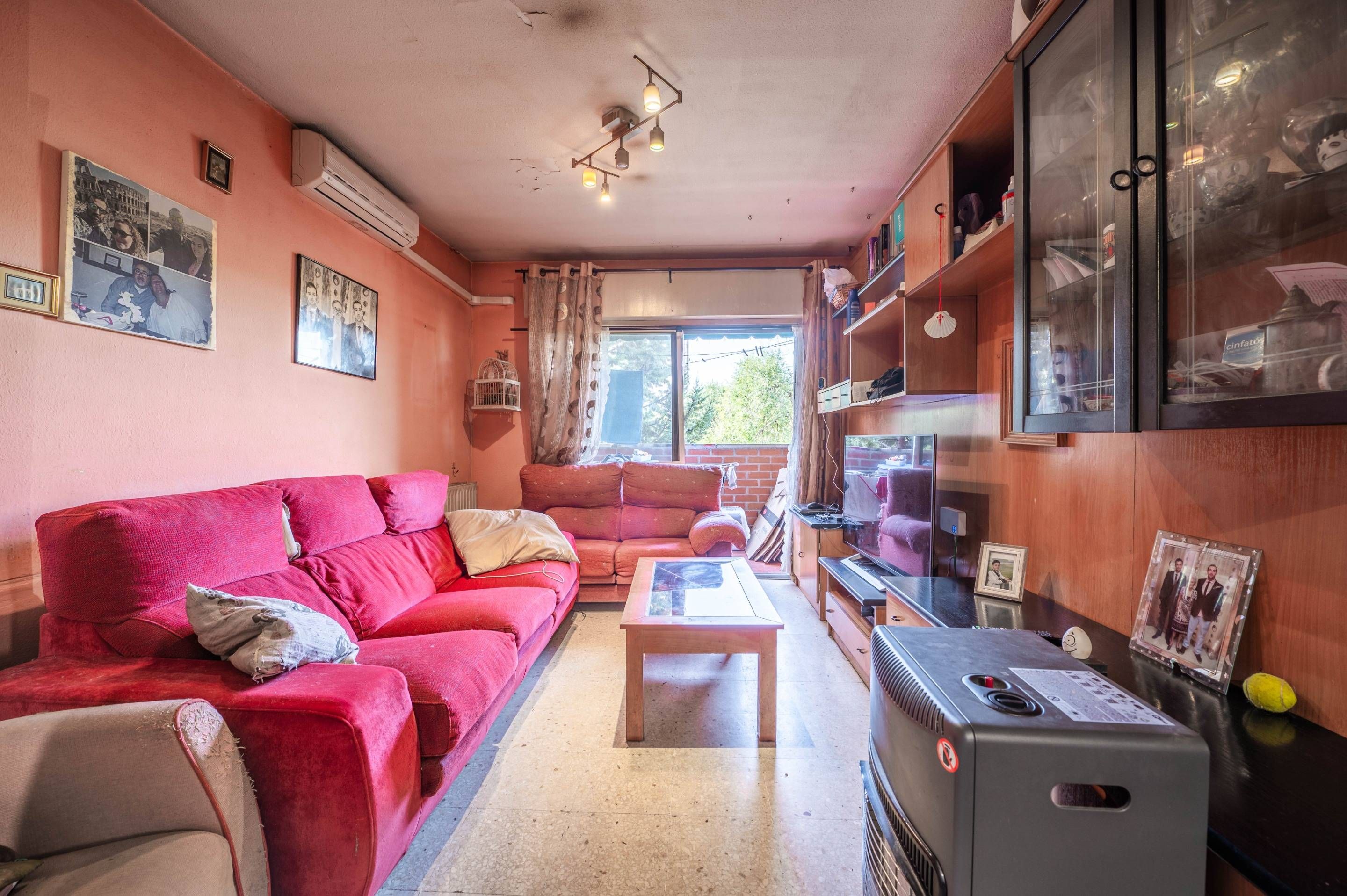 Living room of Flat for sale in  Madrid Capital  with Air Conditioner, Heating and Terrace