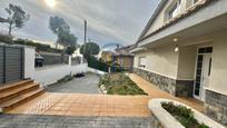 Exterior view of House or chalet for sale in L'Ametlla del Vallès  with Air Conditioner, Swimming Pool and Balcony