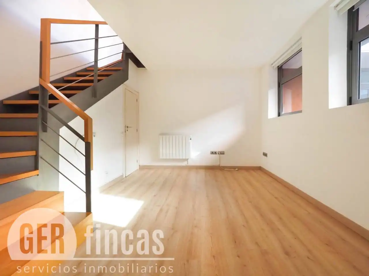 Maisonette zum Verkauf in Terrassa mit Klimaanlage, Heizung und Parkett
