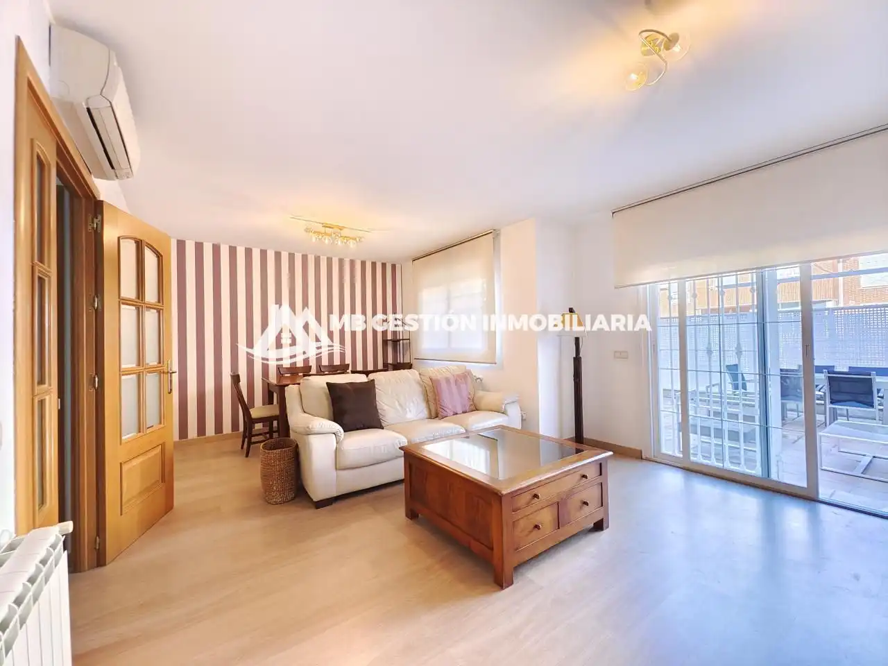 Detached homes for sale in Calle de Luarca, La Serna