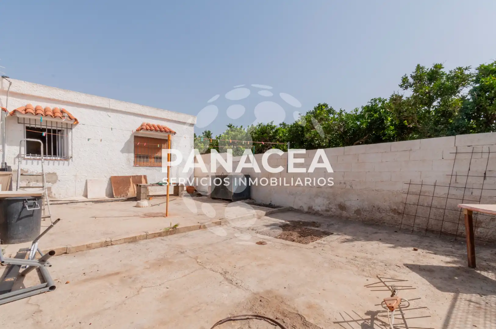 Casa o xalet en venda en Pechina amb Jardí privat, Piscina i Moblat