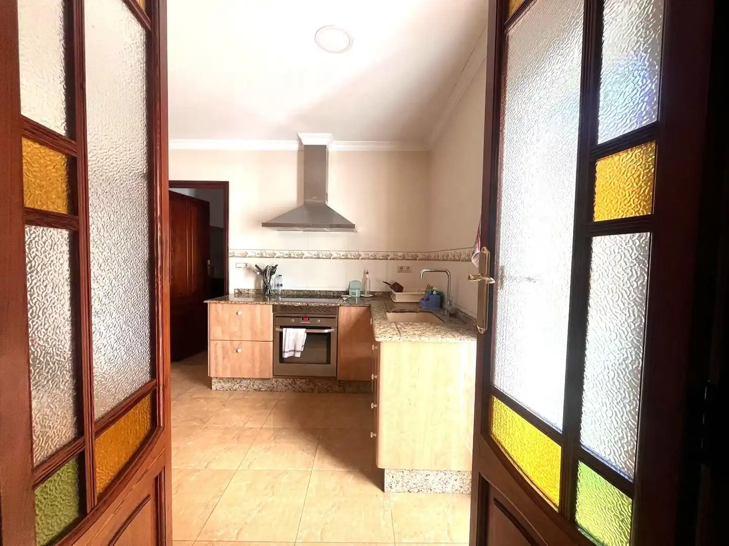 Cuina de Casa o xalet en venda en Carcaixent amb Aire condicionat, Terrassa i Moblat