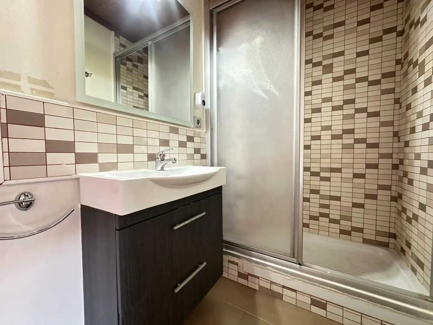 Baño de Piso en venta en Terrassa con Calefacción, Balcón y Alarma