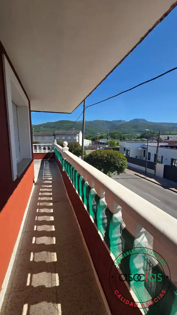 Exterior view of Houses for sale in Ponferrada  with Heating, Private garden and Terrace