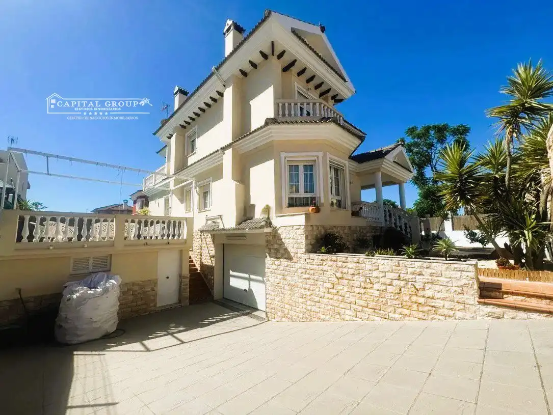 Chalet con terraza en venta en Punta Umbría, imagen 2