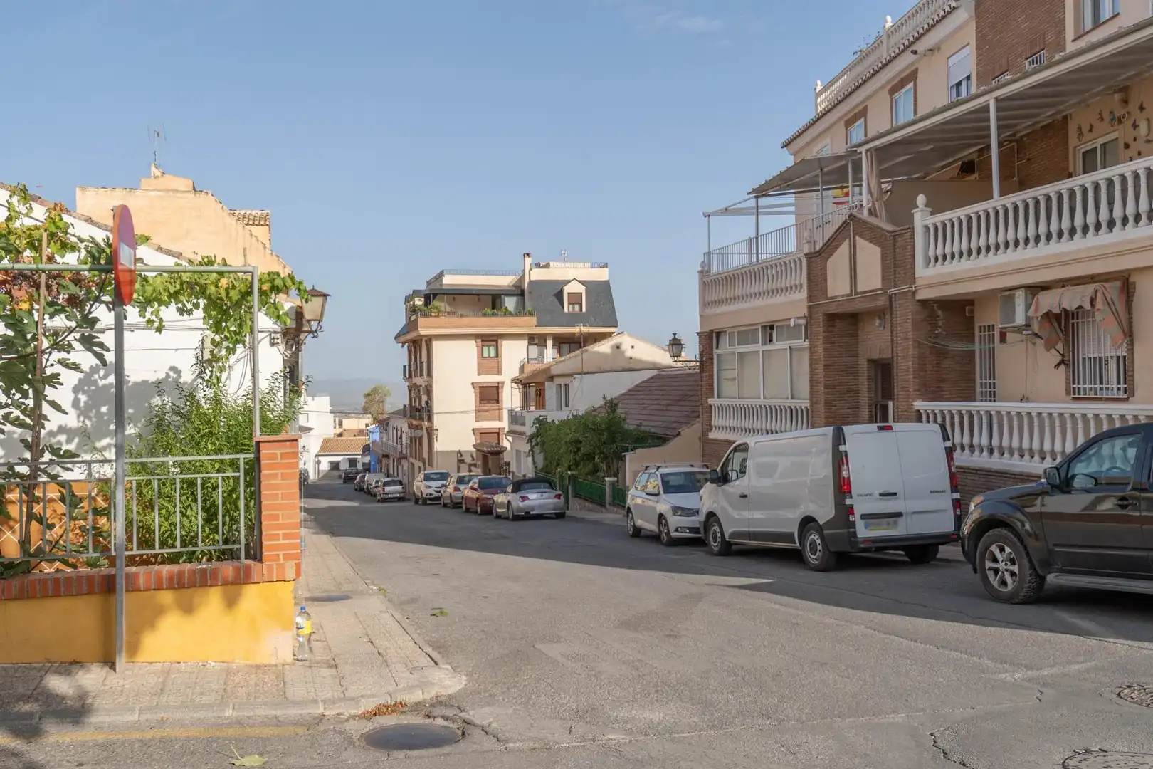 Außenansicht von Wohnung zur Miete in La Zubia mit Klimaanlage