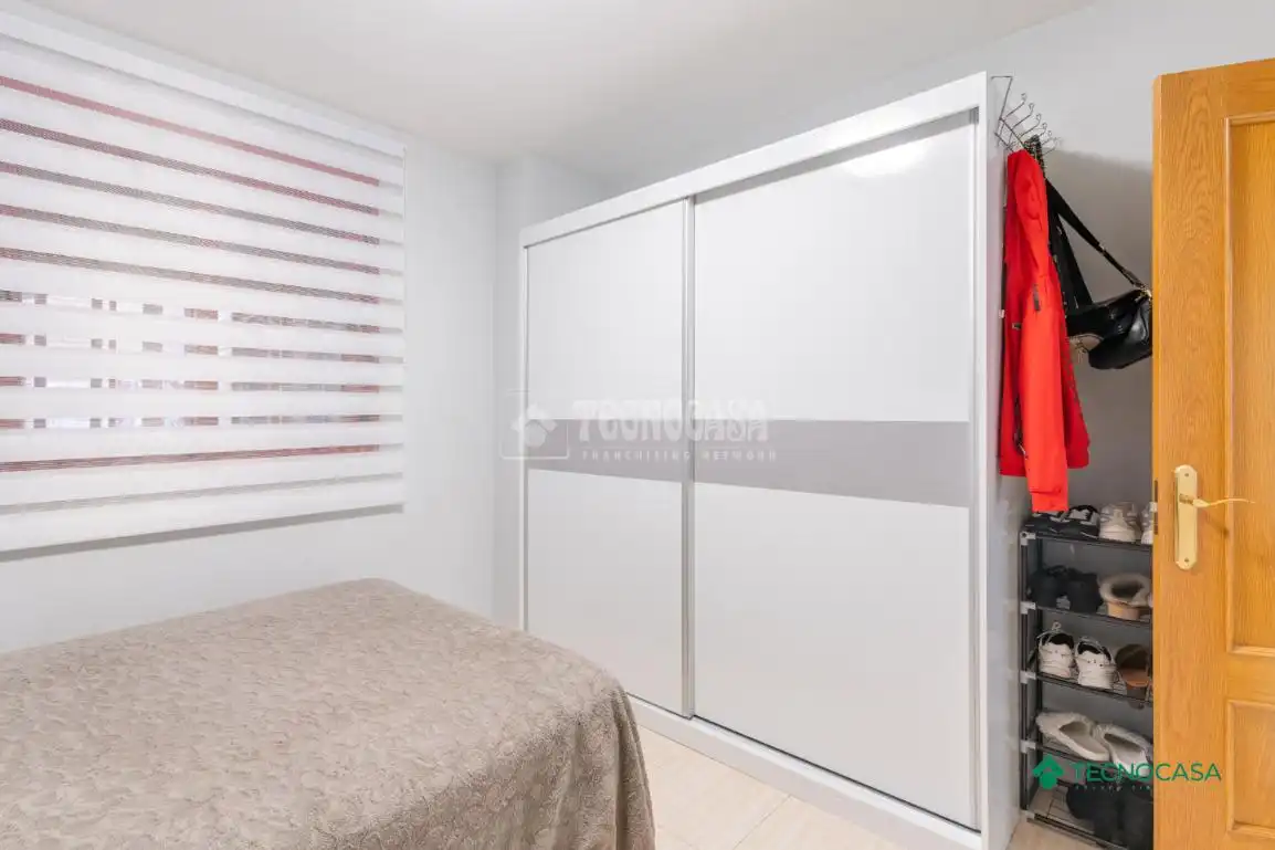 Bedroom of Flat for sale in Roquetas de Mar  with Furnished and Balcony