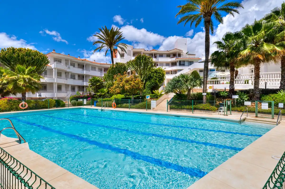 Piscina de Apartamento en venta en Fuengirola con Terraza, Piscina y Amueblado