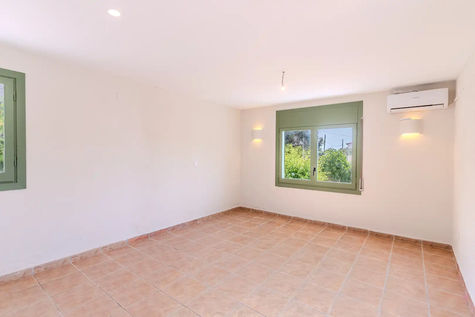 Bedroom of Houses for sale in L'Ametlla de Mar   with Air Conditioner, Heating and Private garden