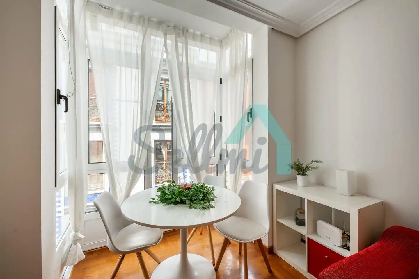 Living room of Flat for rent in Gijón   with Heating, Parquet flooring and Furnished