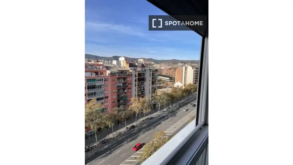 Vista exterior de Piso para compartir en Barcelona con Aire acondicionado, Calefacción y Amueblado