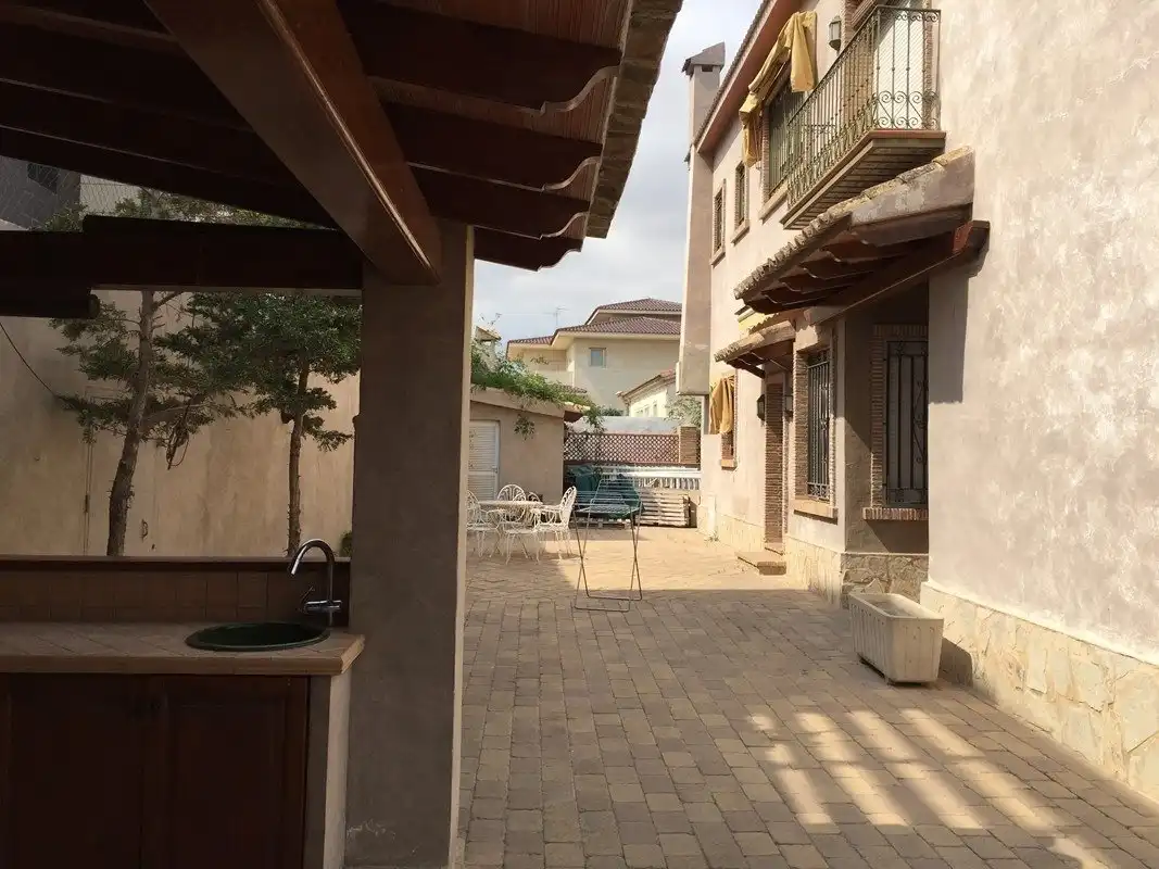 Terrassa de Casa o xalet en venda en Elche / Elx amb Jardí privat, Terrassa i Piscina