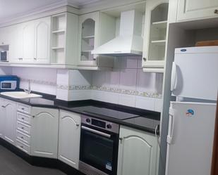 Cuina de Pis de lloguer en Alcoy / Alcoi amb Aire condicionat i Balcó