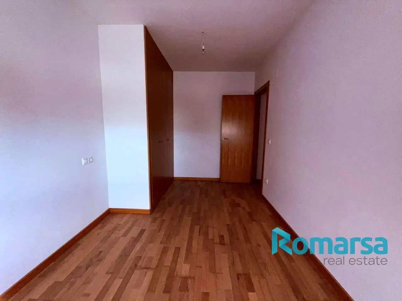 Habitación de Piso en venta en Ávila con Calefacción, Parquet y Trastero
