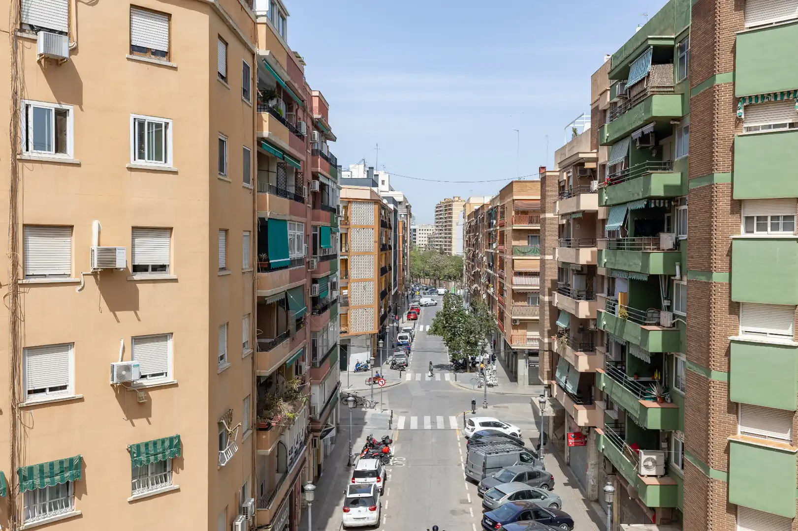 Vista exterior de Piso en venta en Valencia con Aire acondicionado, Calefacción y Trastero