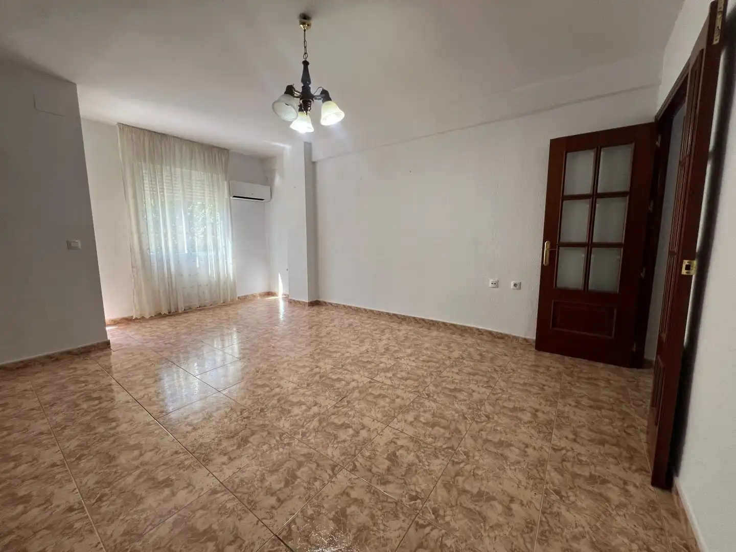 Living room of Flat for sale in Córdoba  with Air Conditioner and Terrace