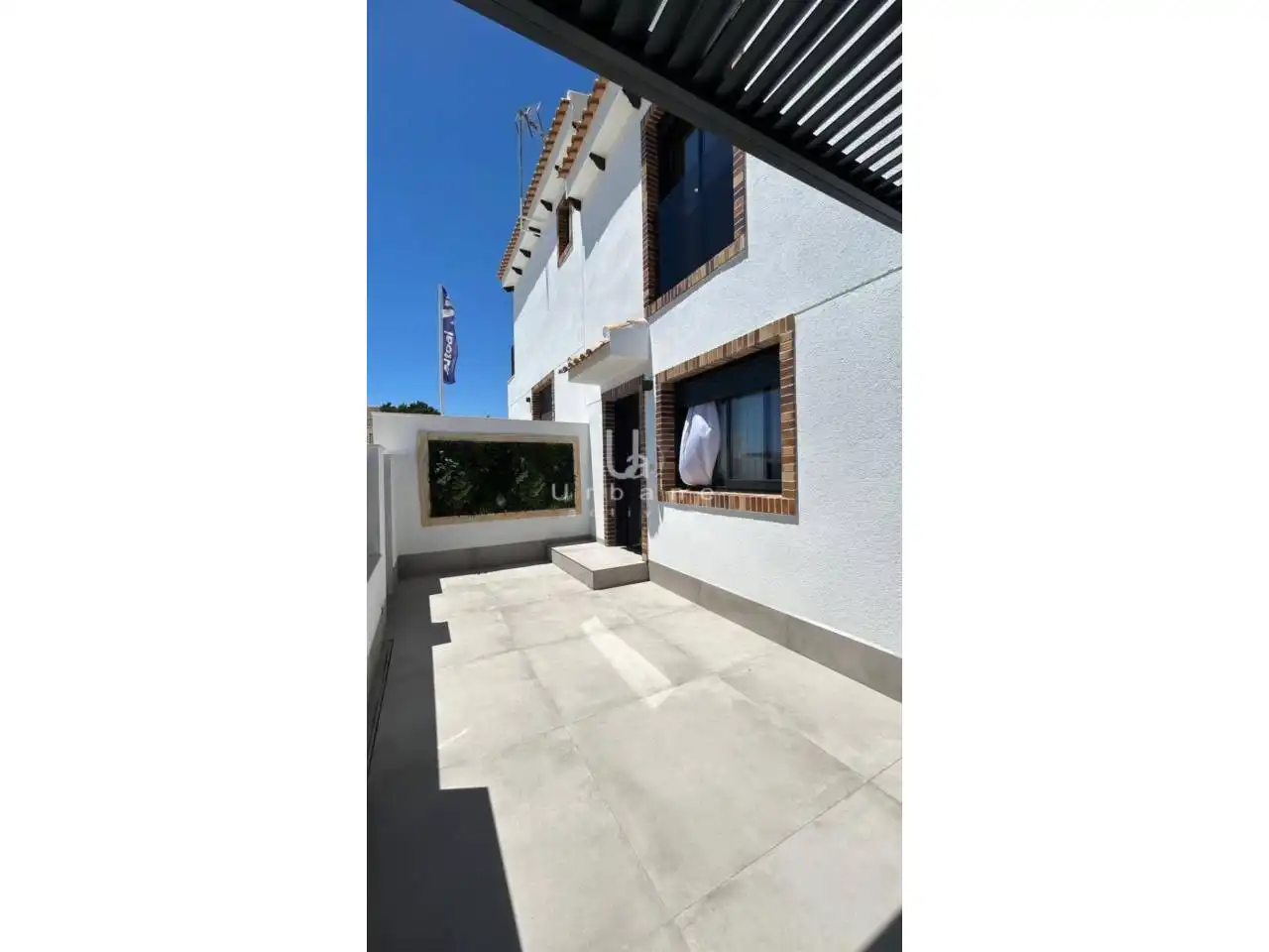 Vista exterior de Casa adosada en venta en Pilar de la Horadada con Aire acondicionado, Calefacción y Jardín privado