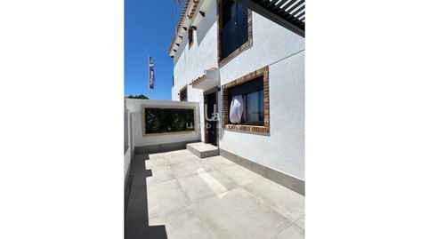 Foto 5 de Casa adosada en venta en Calle Semilleros, Pilar de la Horadada ciudad, Pilar de la Horadada