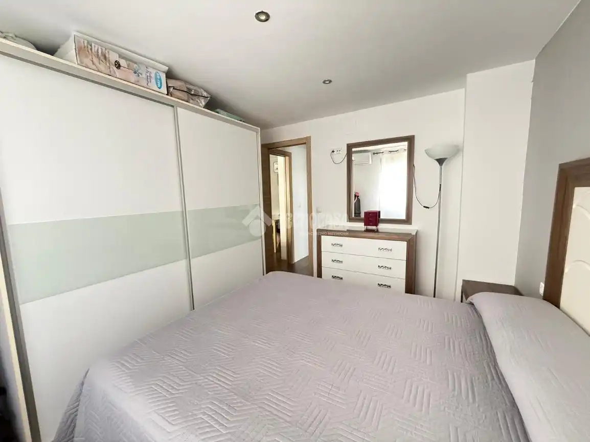 Schlafzimmer von Wohnung zum Verkauf in Huelva mit Klimaanlage und Heizung
