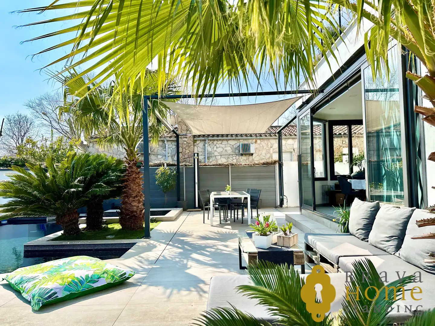 Terrasse von Haus oder Chalet zum Verkauf in Empuriabrava mit Klimaanlage, Heizung und Privatgarten