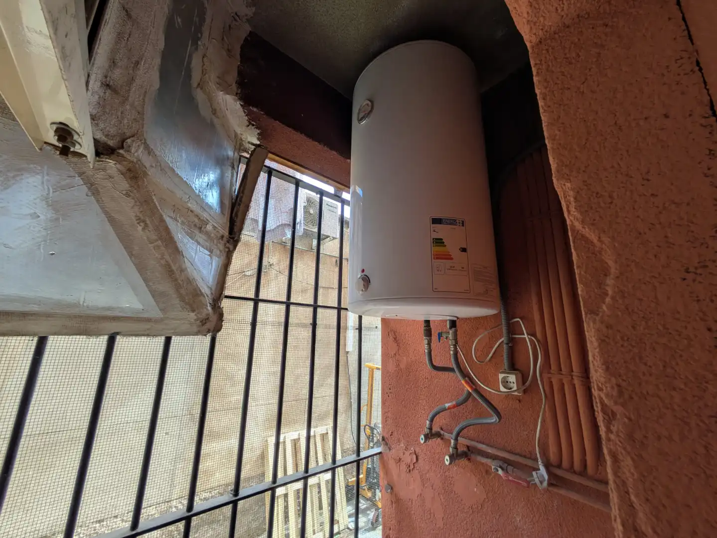 Terrassa de Planta baixa en venda en Barcelona amb Aire condicionat