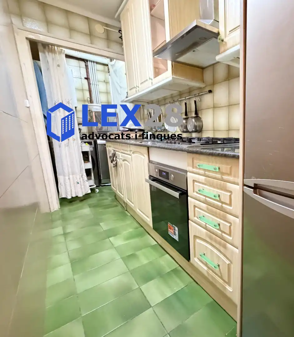 Piso con terraza en venta en Carrer de Juan Valera, imagen 9